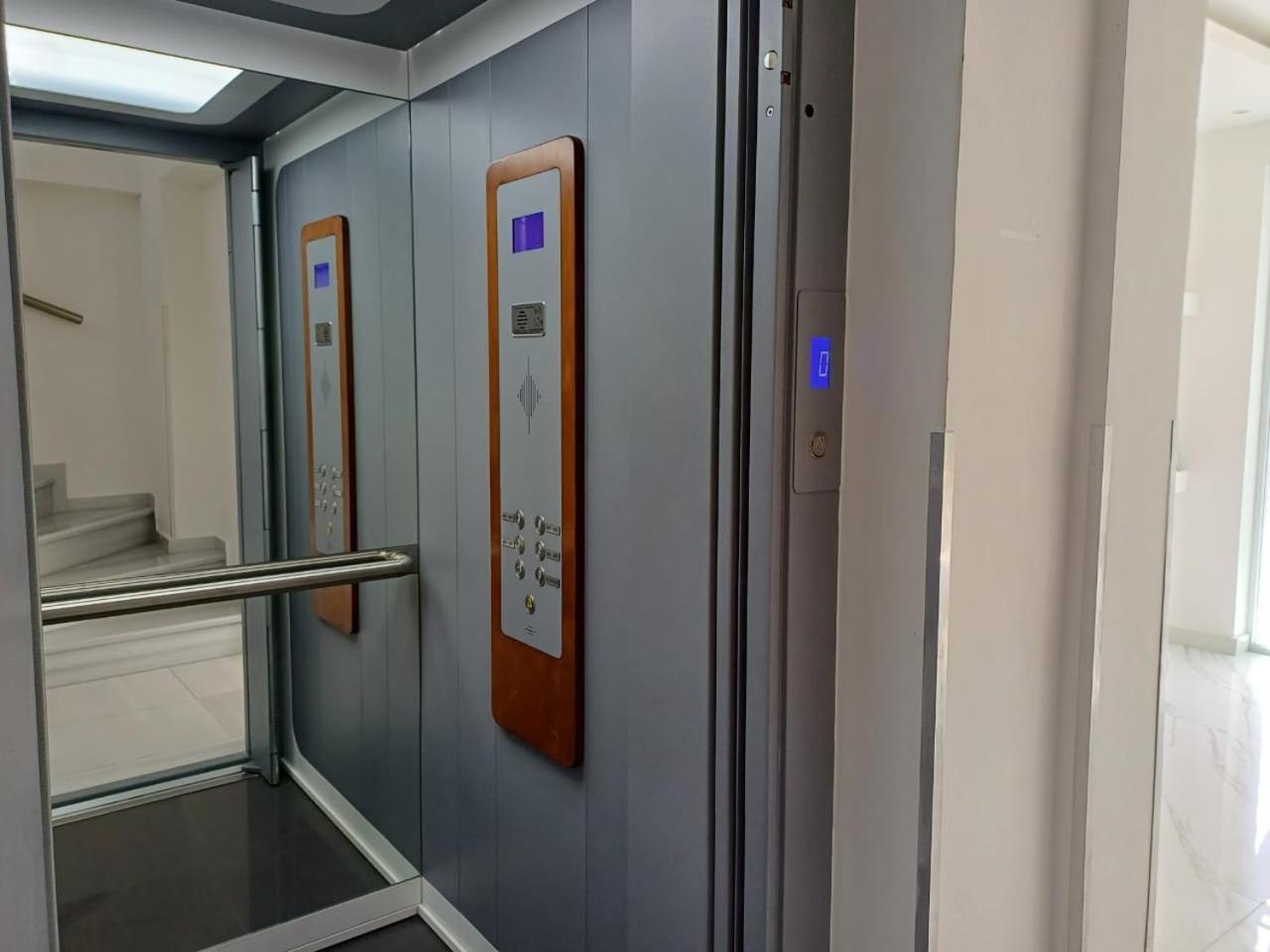 Deluxe City Hotel Ханя Екстериор снимка